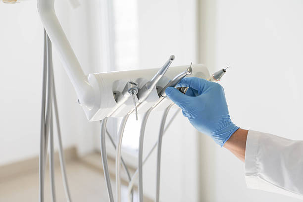 24/7 Emergency Dental Implants experts in Salem, OH